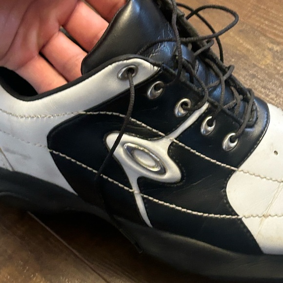 Rare vintage Oakley leather golf shoes with spikes - Picture 8 of 16
